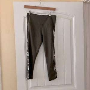 Zyia army green leggings